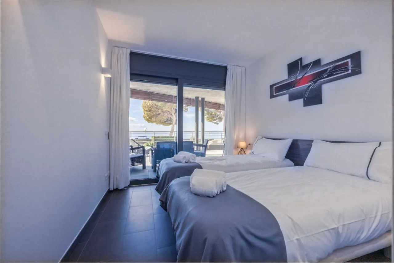 Nc Apartments Moli Blau 102 - 4 Personas Roses